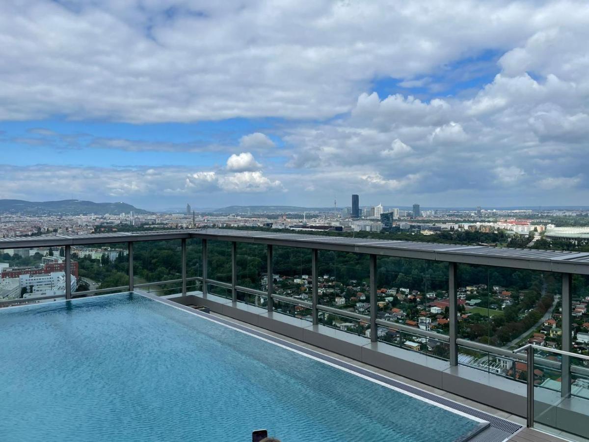 Exclusive 2-Bedroom Condo With Pool & Balcony Вена Экстерьер фото
